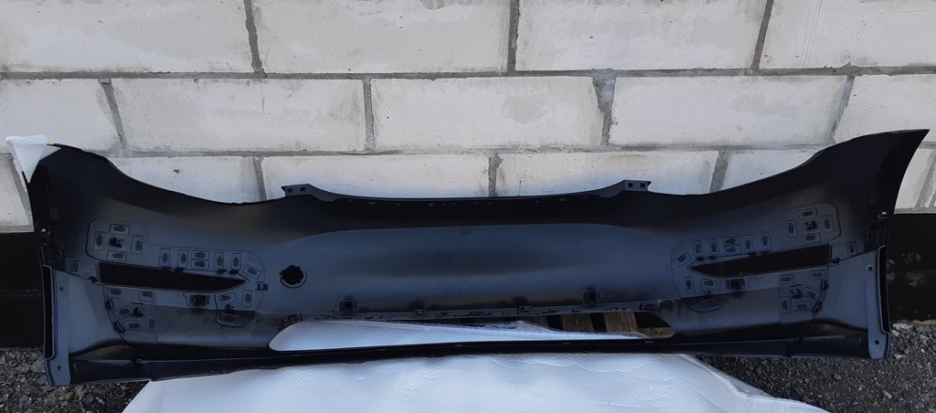 1 フロントバンパー 新品非純正 Tesla モデル 3 1084168-S0-E